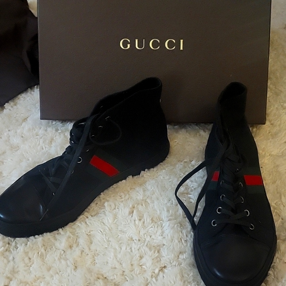 Gucci black high top sneaker sz 10
